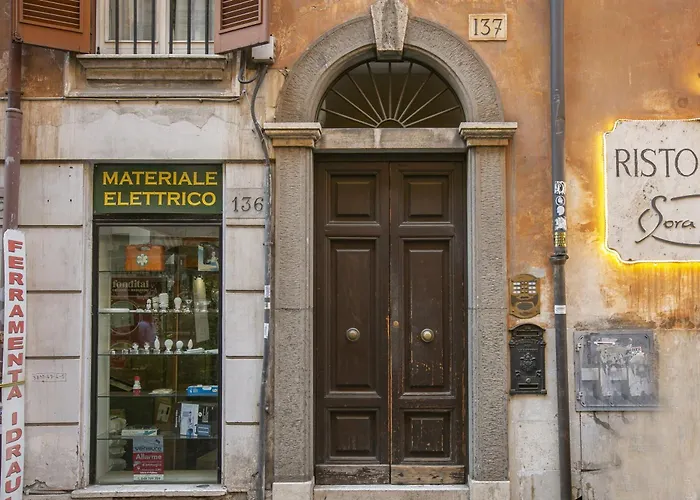 Trevi Little Palace #3 Apartament *